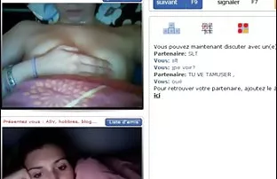 XXX Trẻ chơi đùa giỡn trên dương vật