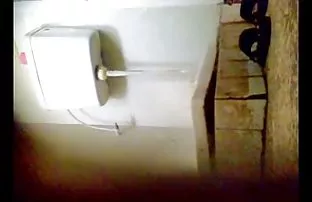 XXX Cô đã lừa dối các chàng, ngay trước mặt anh với người khác