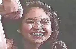 XXX Trẻ pittalis phục vụ bằng ngôn ngữ của ba nga whores
