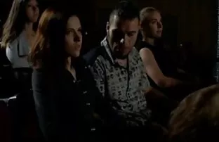 XXX Juicy thành một người tình trẻ và kiêm khuôn mặt
