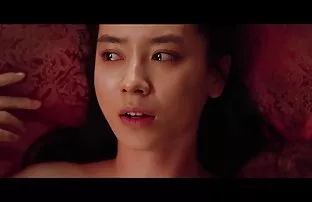 XXX Sinh viên, và cô ấy